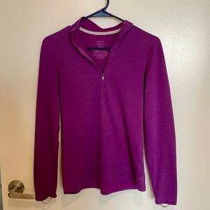 Patagonia 1/4 zip light pullover